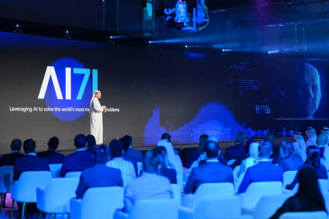 H.E Faisal Al Bannai, Secretary General, Advanced Technology Research Council, presents an overview of the new AI company AI71 (Photo: AETOSWire)