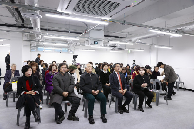 구리시노인상담센터 2023년 3차 인생노트 출판기념회 모습
