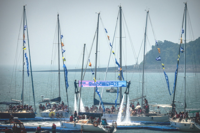 ‘제13회 화성뱃놀이축제’ 풍류단의 항해