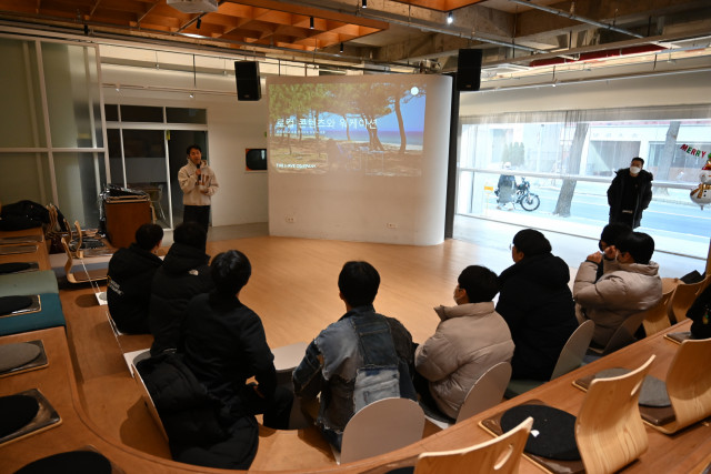 더웨이브컴퍼니는 12월 로컬 콘텐츠 중점 대학인 한라대학교의 로컬크리에이터 육성사업단을 대상으로 서울시(이태원구, 성동구) 일대에서 로컬 인사이트 트립을 운영했다