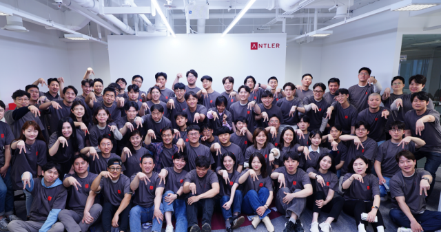 Program Antler Startup Generator keempat dimulai dengan 77 finalis yang dipilih dari 1.500 pelamar. Tim yang saat ini tengah mengerjakan pembangunan perusahaan dijadwalkan untuk tampil di Antler Investor Day awal tahun depan (Gambar = Courtesy of Antler Korea)