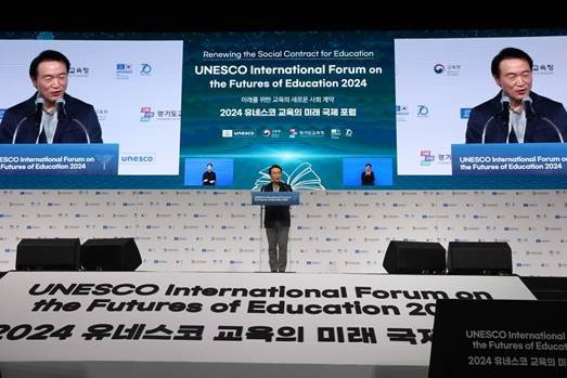 Governor of the Gyeonggido Office of Education Tae-Hee Yim is giving an opening speech (Image: Korean National Commission for UNESCO)