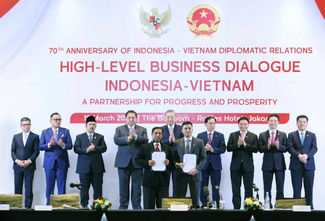 The signing ceremony took place during Vietnam’s Communist Party General Secretary H.E. To Lam’s state visit to Indonesia. (Photo: Business Wire)