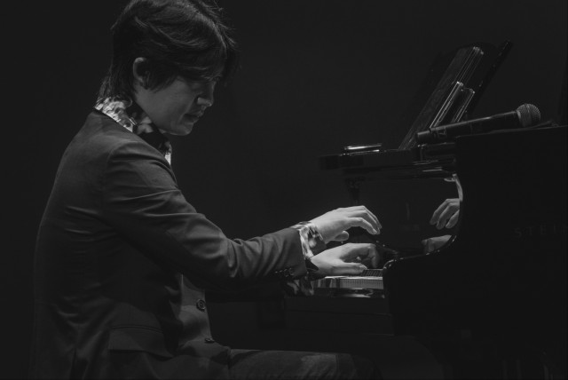 박진영 뉴 트리오의 리더인 재즈 피아니스트 박진영