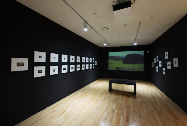 ‘Raw Expression: The Art of Outsiders’ 전시관 전경