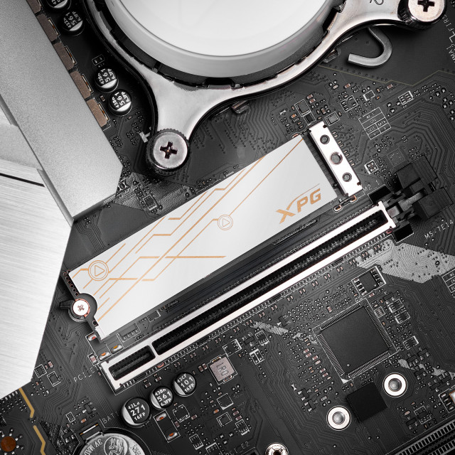 ADATA XPG MARS 980 BLADE M.2 NVMe(사진=파인인포)