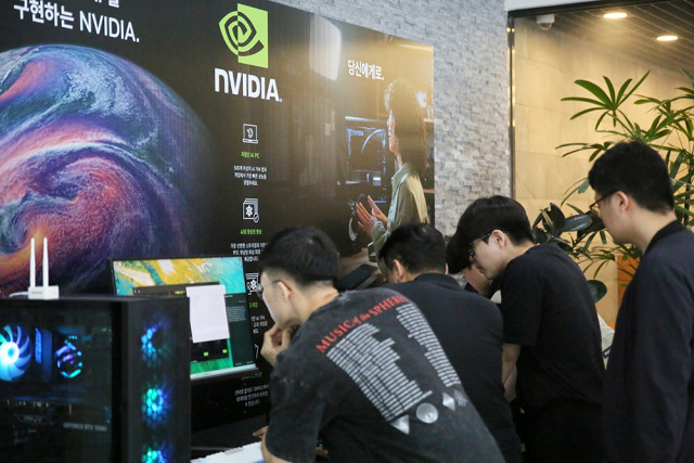 에이서가 충남대와 충북대에서 ‘엔비디아 RTX AI PC 캠퍼스 세미나’를 갖고 자사의 최신 AI 노트북을 체험할 기회를 제공했다