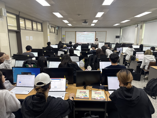 동서울대학교가 1학년 재학생을 대상으로 ‘2025학년도 진로설계 프로그램’을 운영했다