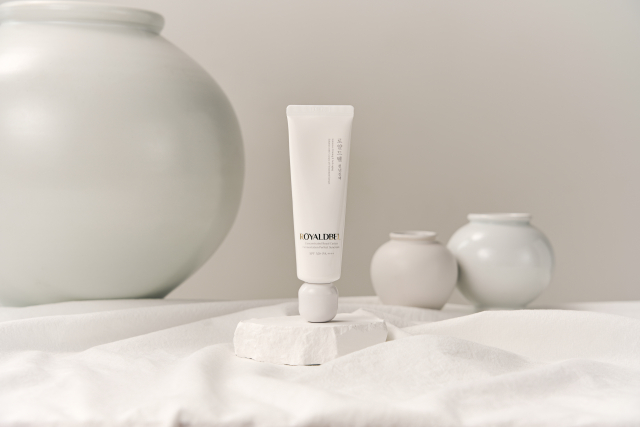 로얄드벨 천년진액 퍼펙트 선크림 SPF50+ PA++++