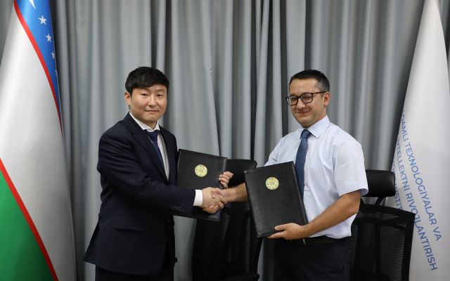 몬드리안에이아이-우즈베키스탄 국가 AI 연구소 MOU 체결