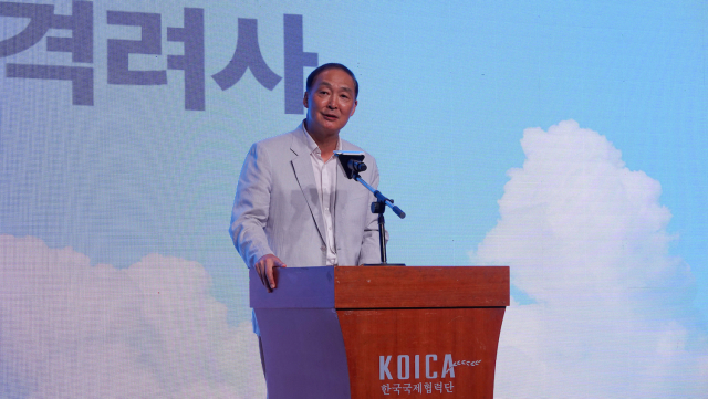 코이카 글로벌 서포터스 위코(WeKO) 7기 발대식에서 장원삼 코이카 이사장이 격려사를 하고 있다