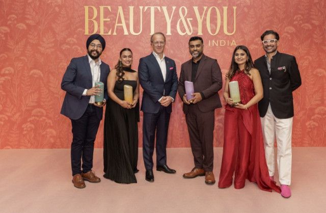 From L to R: Jaspreet Singh Gulati, Founder & Director, HiTech Formulations; Aparna Saxena, Founder & CEO, Antinorm; Stéphane de La Faverie, President & CEO, The Estée Lauder Companies; Harsha Soundararajan, Founder, Mimiq; Khanak Gupta, Co-Founder & CEO, Sohrai Beauty; and Rohan Vaziralli, General Manager, The Estée Lauder Companies India.