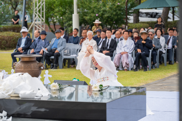 민중 춤꾼 장순향의 진혼무 추모 공연