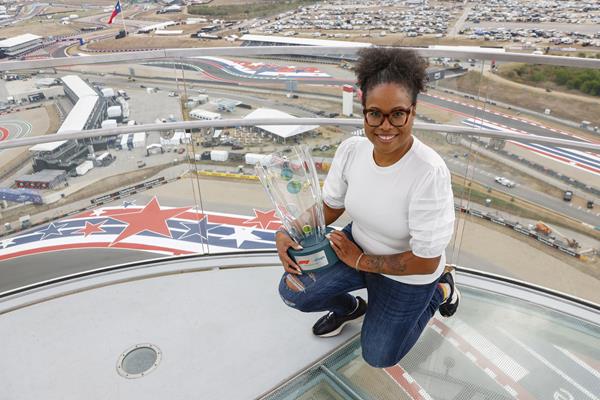 Girlstart는 미국의 테크 허브이자 FORMULA 1® MSC 크루즈 미국 그랑프리 2025 개최 도시인 오스틴에 본사를 두었으며, 여성 청소년들이 STEM 분야로 진출할 수 있게 돕는 전국 규모 단체다.