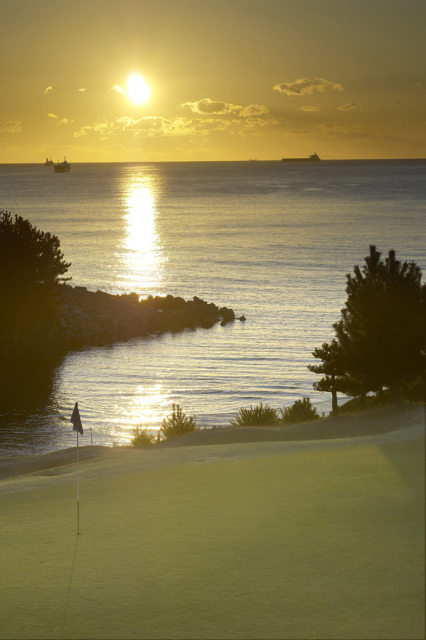오나하마 오션 호텔 & 골프 클럽(후쿠시마현) 전경. 태평양이 보이는 리조트형 골프장으로, 숙박과 라운드를 함께 즐길 수 있다