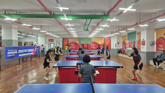 열띤 경쟁이 펼쳐지고 있는 2025 탁구 디비전리그 인천 본선리그 무대
