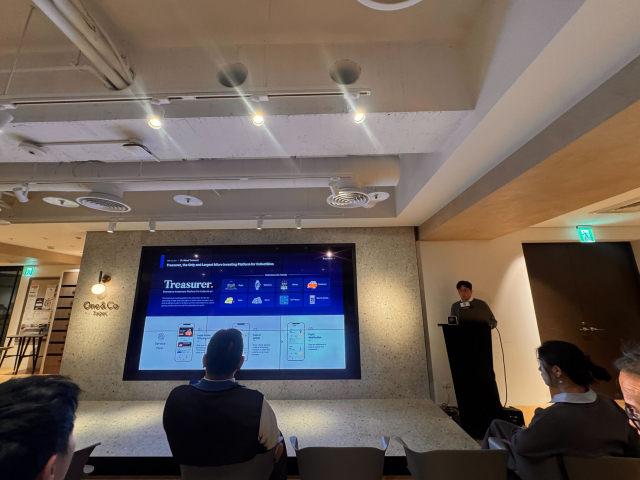 알파렌즈 서비스 기능 소개 발표