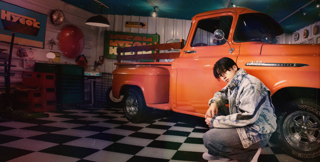 데뷔 싱글 ‘청춘 RIDE ON!’ 비주얼(© 2025 Resonance Inc. All Rights Reserved.)