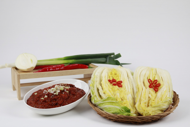 고창산 배추로 만든 절임배추와 양념 세트