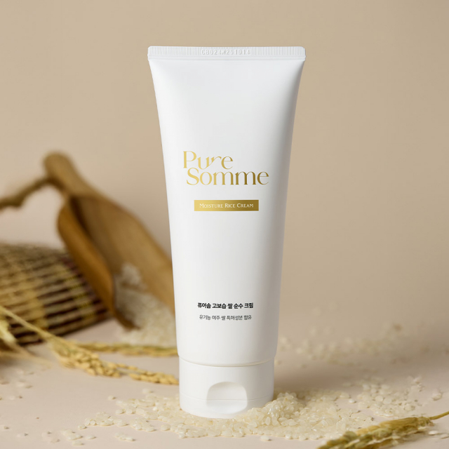 신제품 ‘퓨어솜 고보습 쌀 순수 크림’
