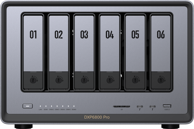 썬더볼트 4 지원 ‘DXP6800 Pro’. DXP6800 Pro는 썬더볼트 4와 10GbE 네트워크를 동시에 지원하는 고성능 NAS로, 대용량 미디어 데이터를 빠르고 안정적으로 처리할 수 있도록 설계됐다. 국내 크리에이터 및 미디어 중심 NAS 수요에 대응하는 핵심 모델로 활용될 예정이다