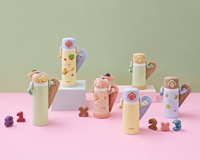 써모스 ‘마이 디자인 보틀 스트랩+원터치 타입 시즌2’ 연출컷