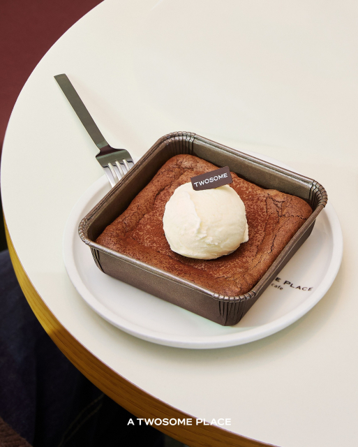 투썸플레이스, 진한 초콜릿 브라우니 출시… 일상형 디저트 라인업 강화