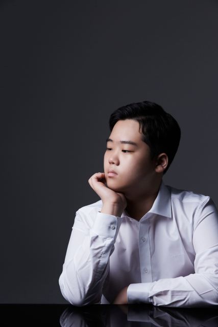 협연 신영호(피아노)