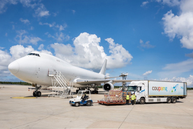 With technology underpinning every aspect of its global business, Coupang provides unmatched delivery speed and service quality to customers in the U.S. and 190 countries and regions around the world.