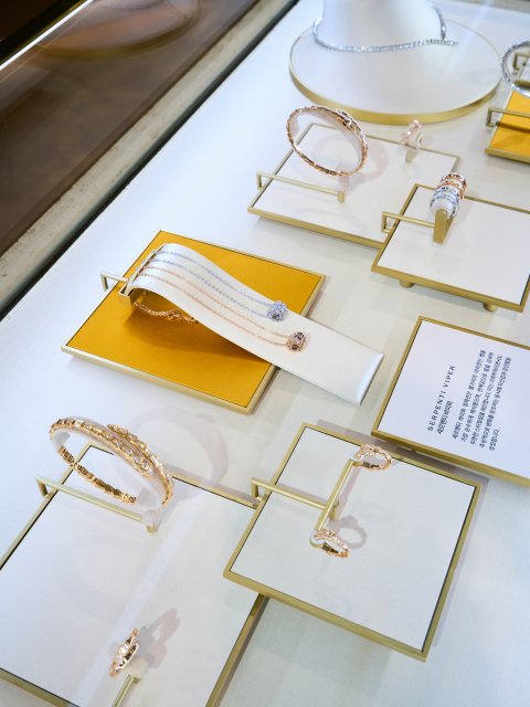 불가리 이터널리 아이코닉 팝업