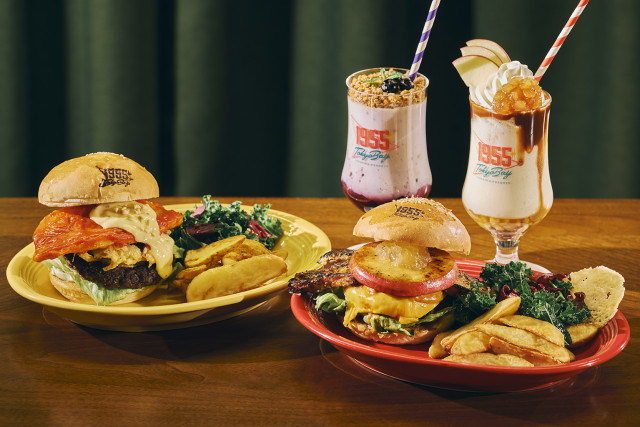 지난해 호평받은 동부 뉴욕 vs 서부 워싱턴, 비교하며 즐기는 햄버거와 셰이크 재등장