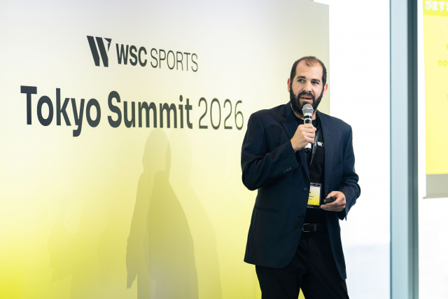 WSC Sports의 공동 창업자 겸 최고사업개발자인 아비브 아논(Aviv Arnon)이 기조연설을 하고 있다