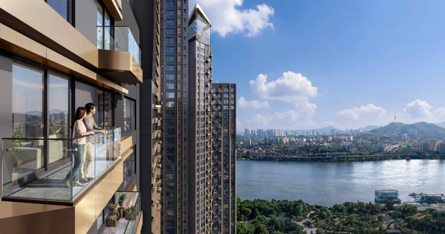 래미안 일루체라 세대 발코니에서 바라본 한강 조망