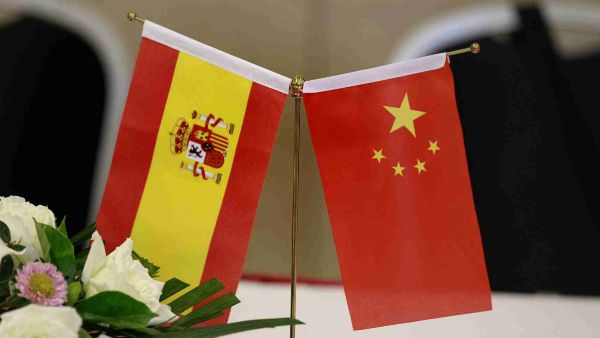 산체스 총리의 중국 방문은 글로벌 공급망 재편 속에서도 경제 협력을 지속하기 위한 공동의 노력을 반영한다(이미지 출처: CGTN)