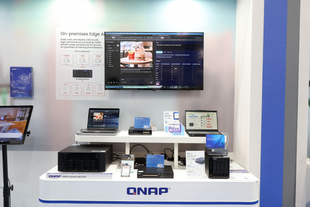 데이터 보호 부문에서는 새로운 플랫폼 ‘HDP for Business’를 중심으로 백업과 복구 전략을 소개했다. HDP for Business는 Windows, VMware, Hyper-V, Proxmox VE, Microsoft 365 환경의 데이터를 통합 보호하는 소프트웨어 정의 플랫폼이다. 대규모 데이터 운영 환경을 위한 MEGA Scale-out 솔루션과 듀얼 액티브 컨트롤러 NAS도 주요 내용으로 다뤘다