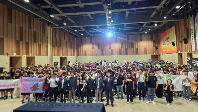 프리미어로봇리그 챔피언십 참가팀 기념사진