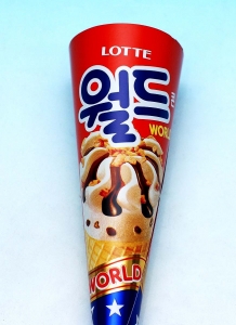 명실공히 대한민국 대표 아이스크림으로 자리를 굳힌 월드콘이 올해 4월로 만20년 성년을 맞