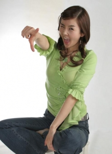 최근 정통파 연기자로서 새롭게 거듭나고 있는 장영란.