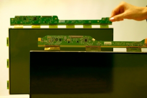 LG.Philips LCD, Drive IC 1/3로 줄인 노트북 PC용 ‘DDR 패널’ 양산