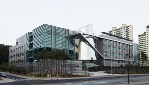 POSTECH 철강대학원 철강공학동 사진