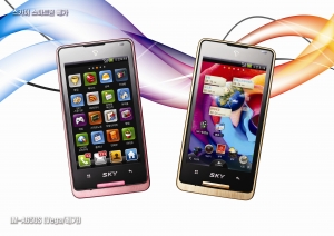 팬택은 27일 스마트폰 ‘베가(Vega, IM-A650S)’의 ‘골드브라운’ 와 ‘핫핑크’