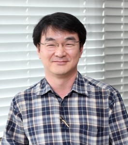 유인권 교수