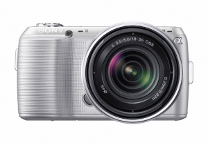 소니, APS-C 센서 탑재한 세계 최소형·최경량 렌즈교환식 카메라 알파 넥스(NEX)-C3 공개