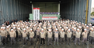 STX엔진이 지난 19일 경남 창원의 공장에서 임직원들이 참석한 가운데 디젤엔진 플랜트용 