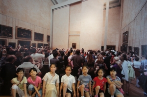 양산문화예술회관 '세계유명미술관 수학여행전'을 방문한 어린이 관람객들이 