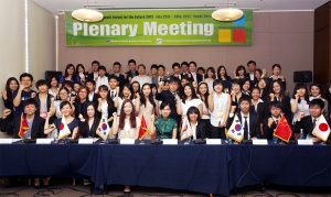 한국청소년단체협의회와 여성가족부가 개최한 2012 한중일 청소년 미래포럼이 7.25~28까