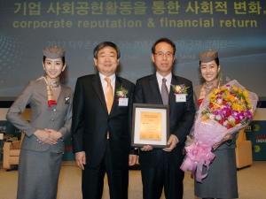 10월9일(화) 서울 신라호텔 다이너스티홀에서 열린 ‘2012 다우존스 지속가능경영지수 코