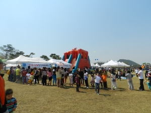 연천소방서는 제21회 연천전곡리 구석기 축제에서 소방안전체험캠프를 실시했다.