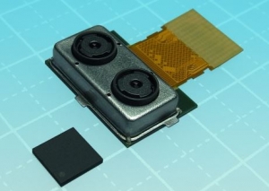 Toshiba: Dual camera module “TCM9518MD” and image 