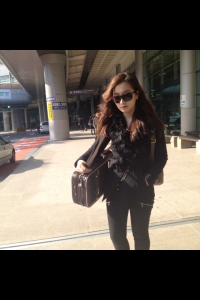 미녀 바이올리니스트 박정은씨가 12월 31일 오후, 2013 아듀 공연을 위해 제주공항에 